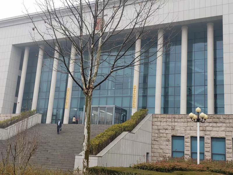 男子捉奸致人墜亡被索賠86萬法院該如何判決？深圳婚外情離婚律師來回答