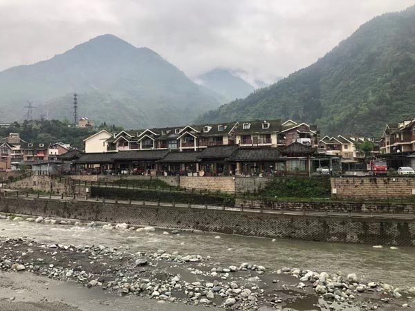 深圳離婚律師離婚后房屋分配問題以及婚前購買車位是否屬于公共財產