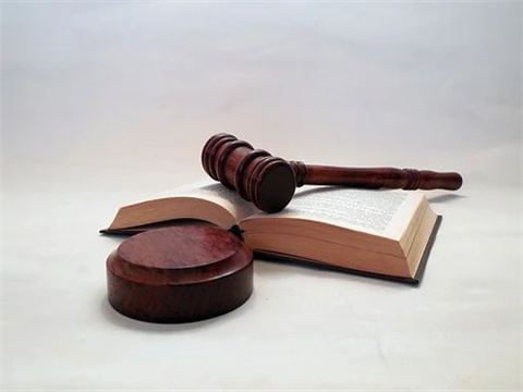 龍崗律師談收養(yǎng)沒(méi)有登記和公證有哪些法律風(fēng)險(xiǎn)